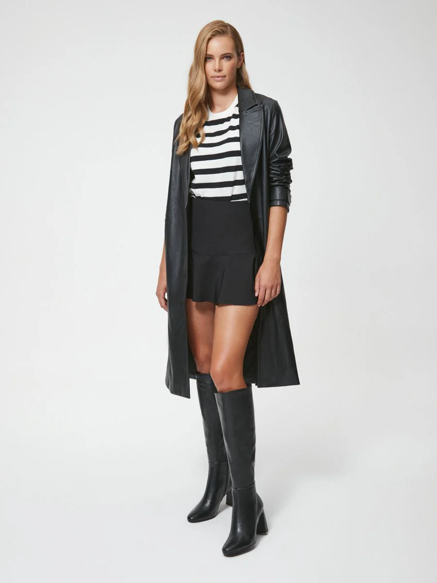 Czarne kozaki damskie