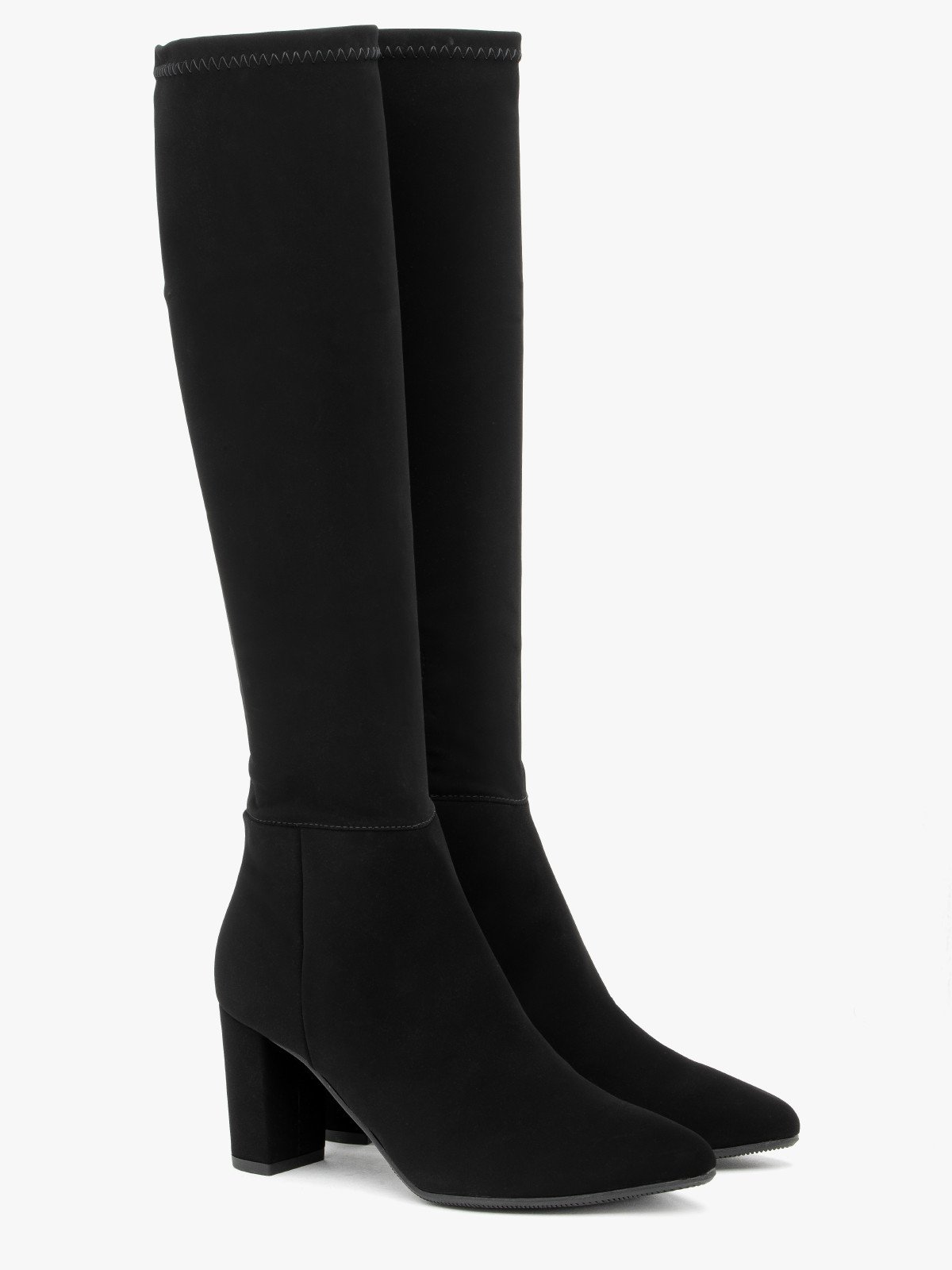 Elastyczne kozaki z wąską cholewką