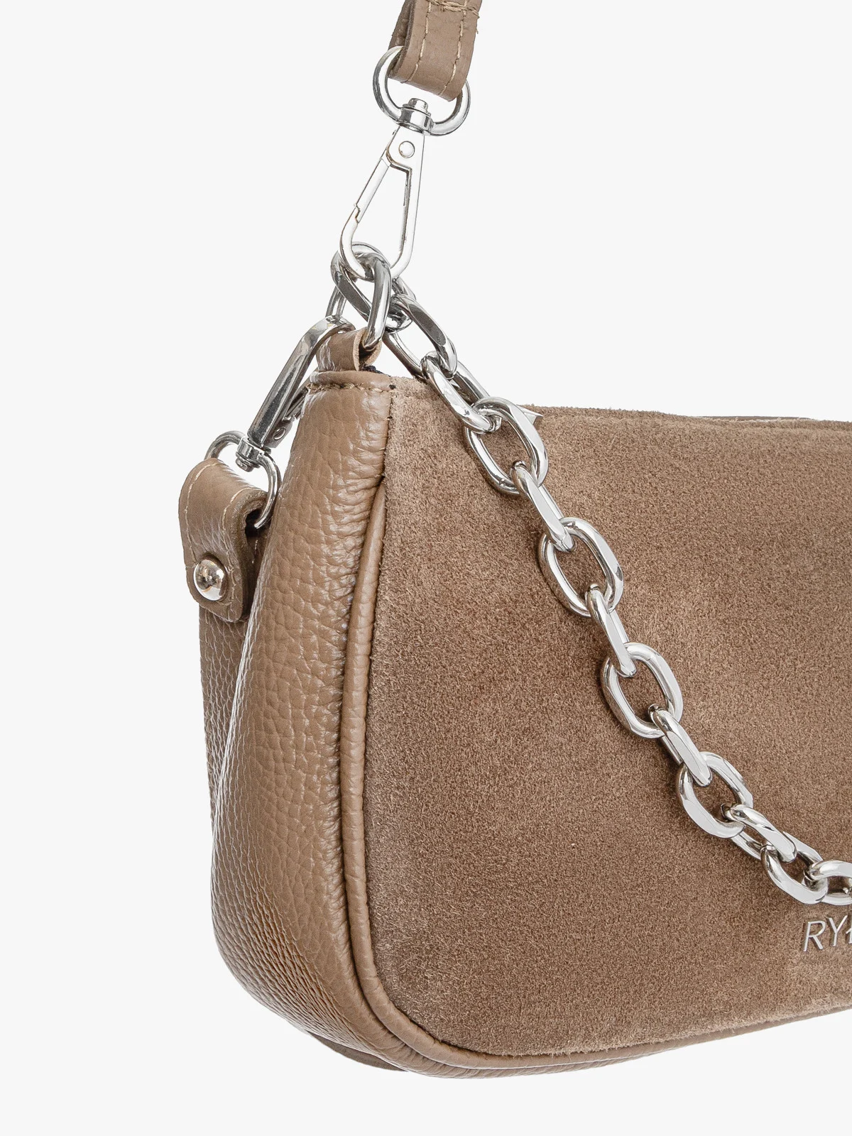 Beżowa torebka z ozdobnym łańcuchem