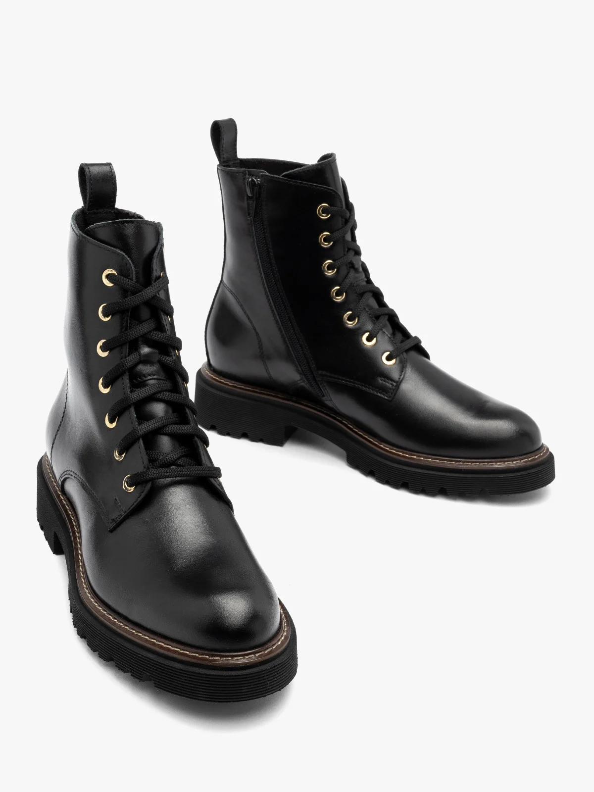 Czarne trzewiki damskie ze złotymi oczkami