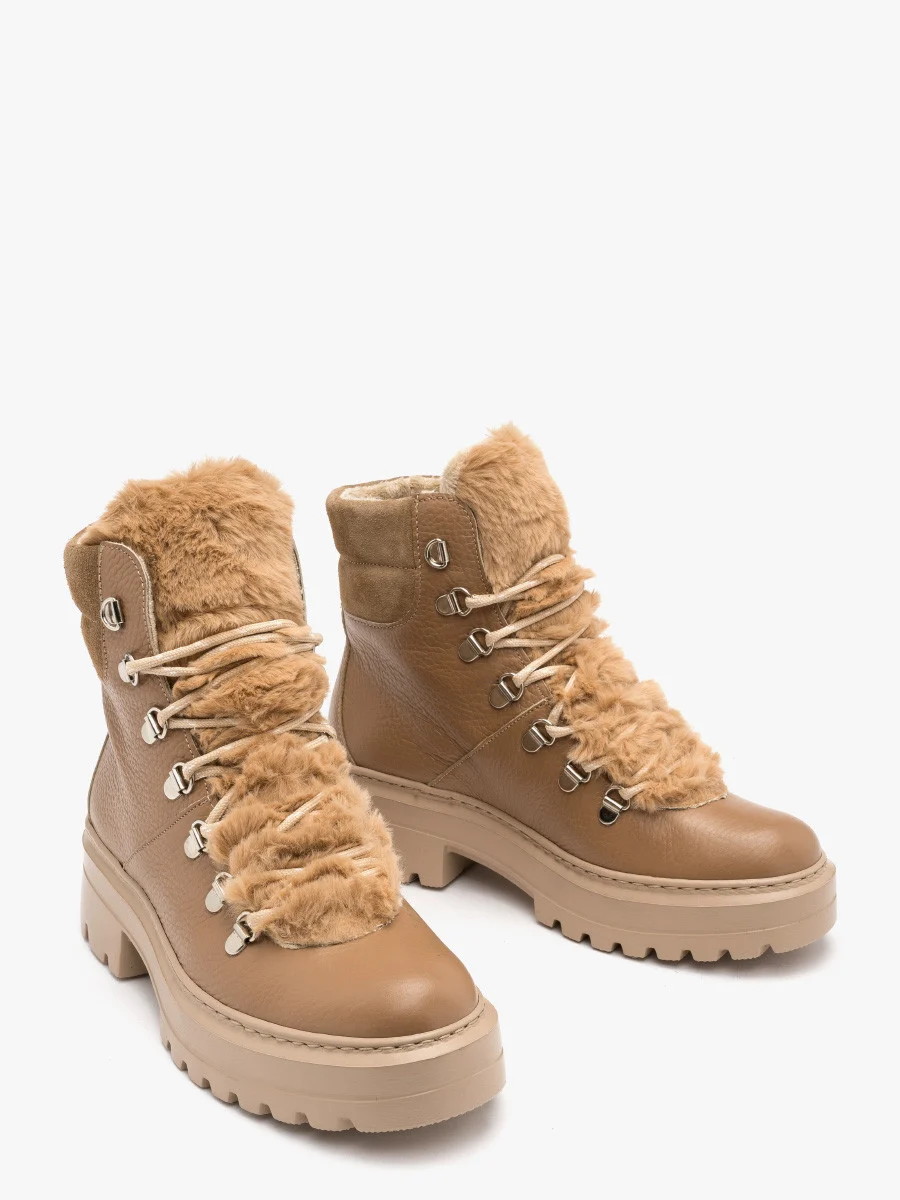 Brązowe ocieplane trzewiki