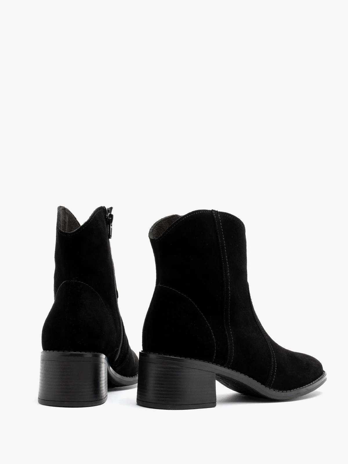 Czarne, welurowe botki damskie