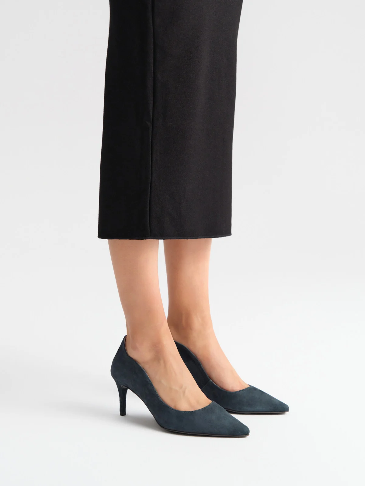 Zielone, welurowe czółenka z ozdobną cholewką