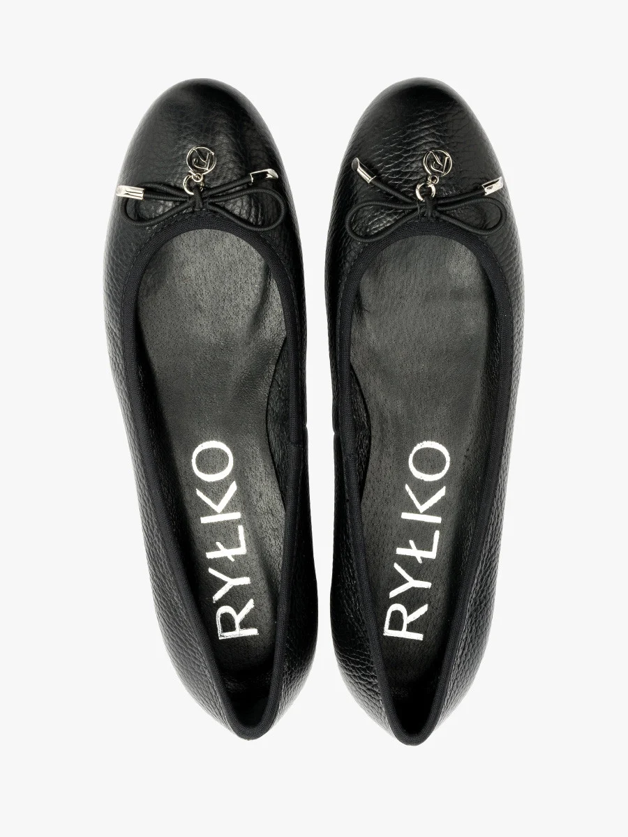 Czarne baleriny z kokardką