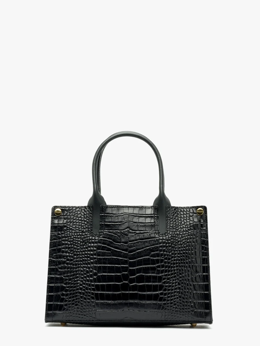 Czarna torebka z ozdobną fakturą