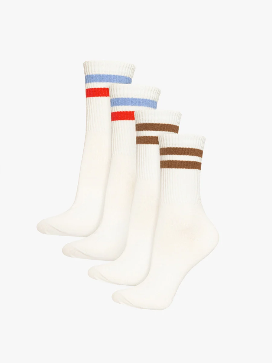 Białe skarpety bawełniane w paski
