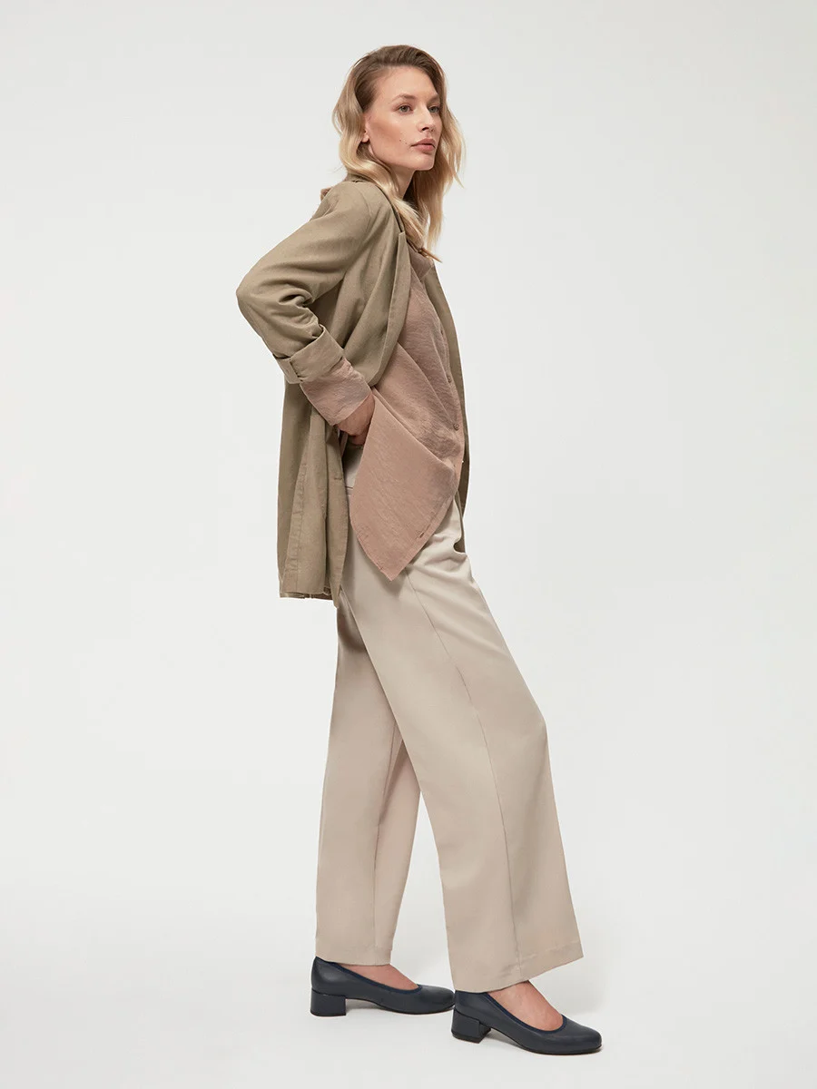 Granatowe czółenka na niskim obcasie