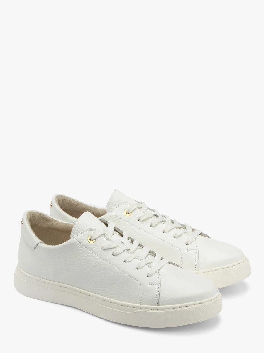 Białe półbuty sportowe ze złotymi detalami