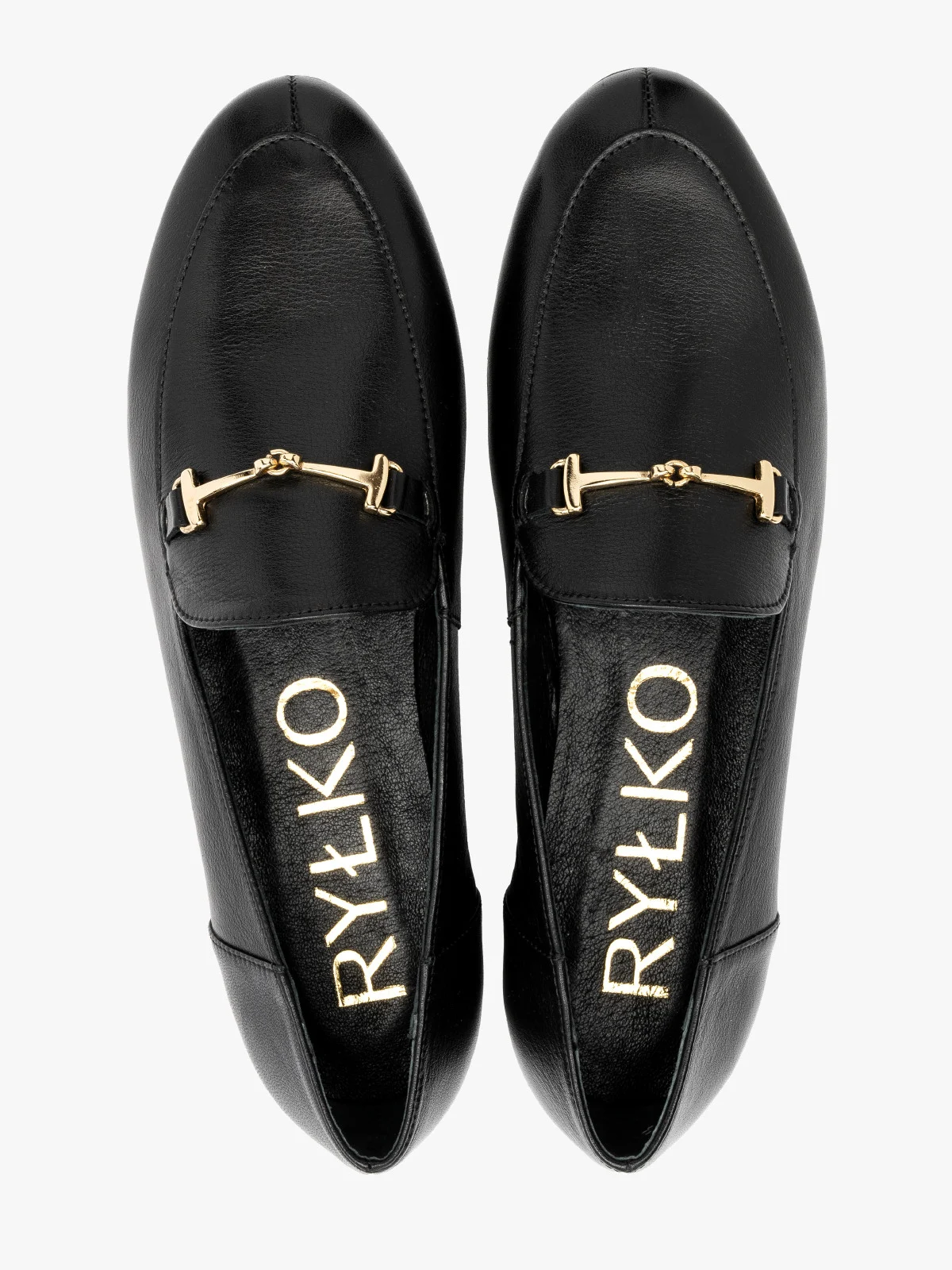 Czarne mokasyny na płaskiej podeszwie