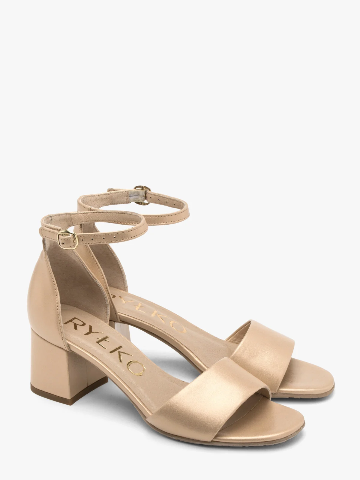 Złote sandały na obcasie