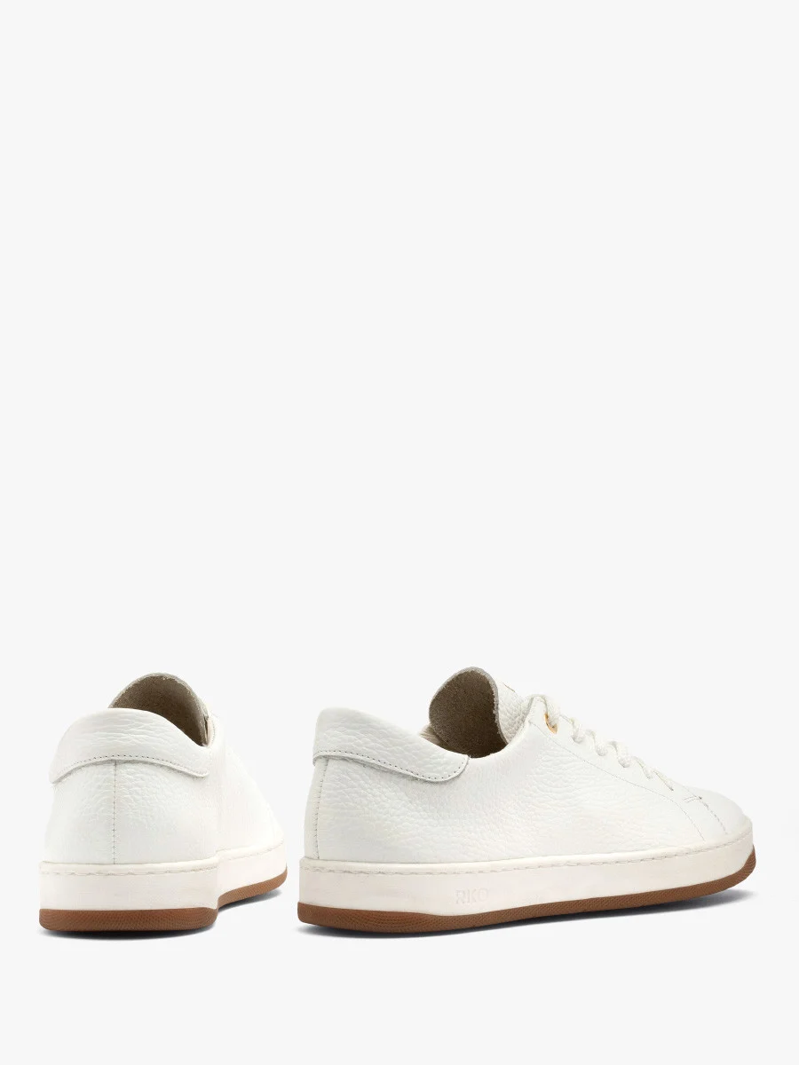 Białe półbuty sportowe na dwukolorowym spodzie