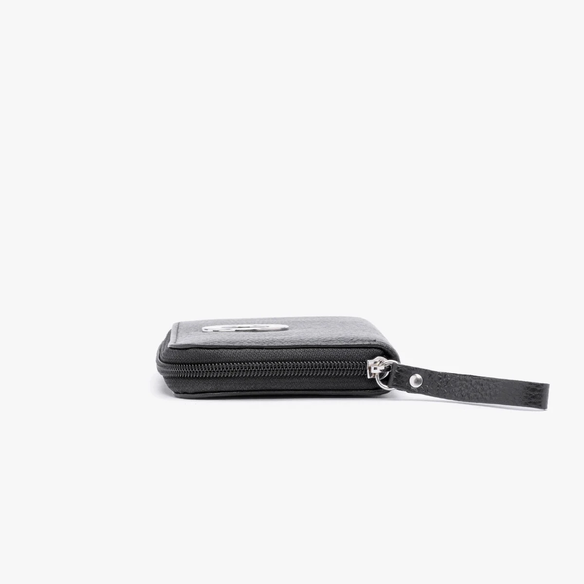 Czarny portfel damski na zamek