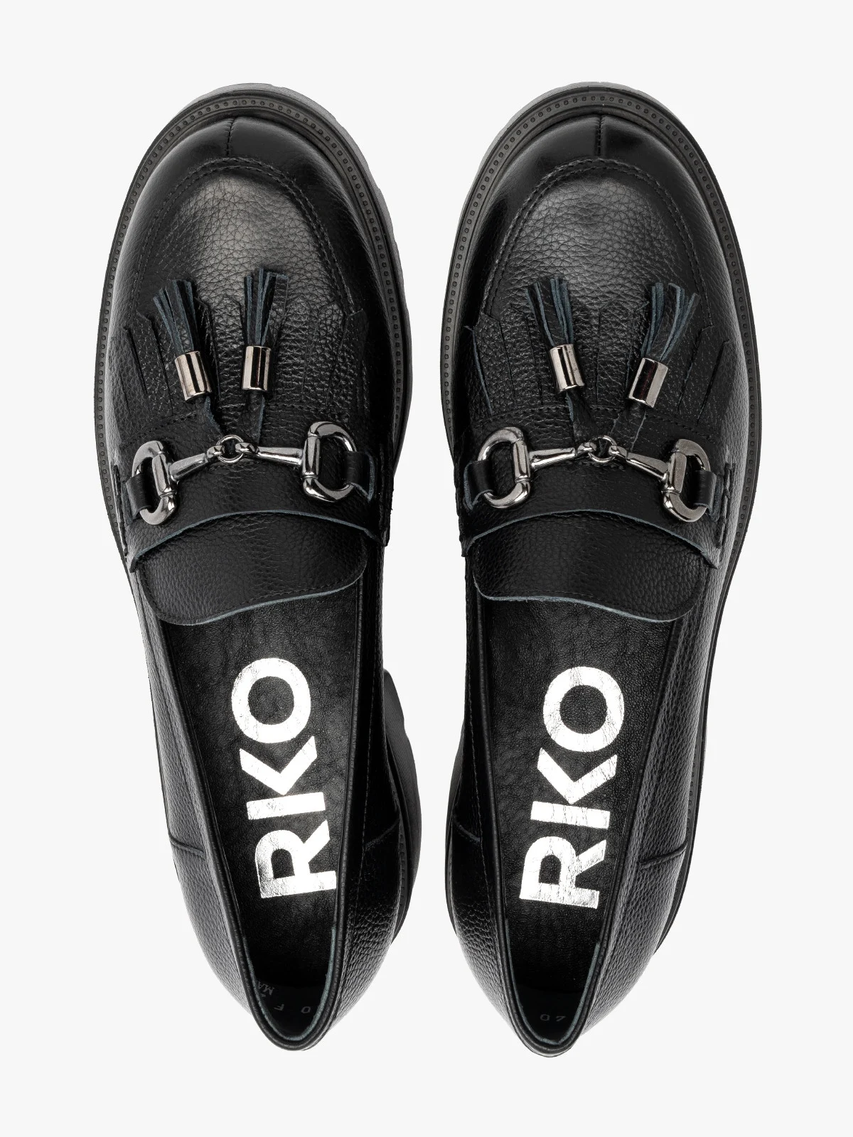 Czarne mokasyny z frędzlami