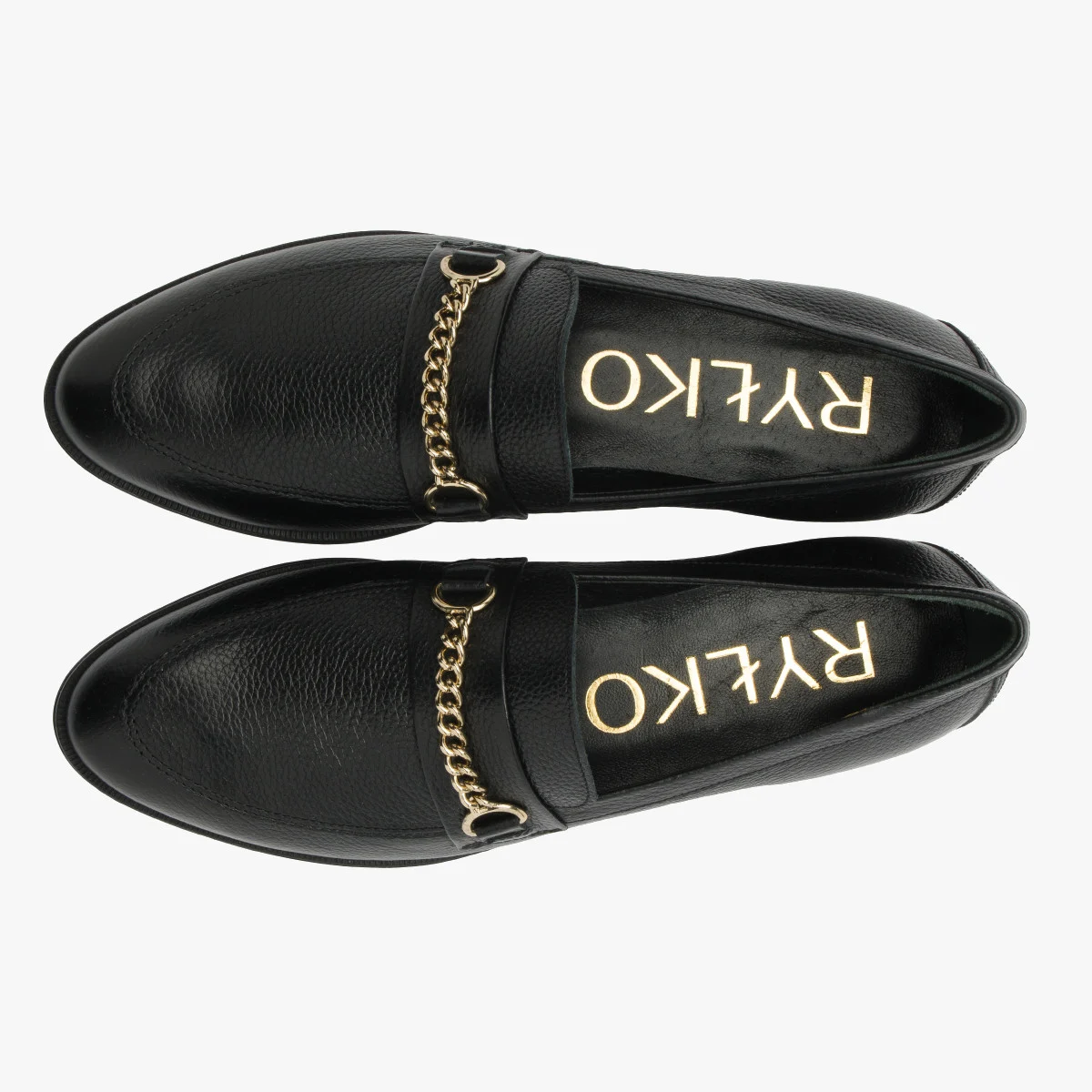 Czarne mokasyny z ozdobnym łańcuszkiem