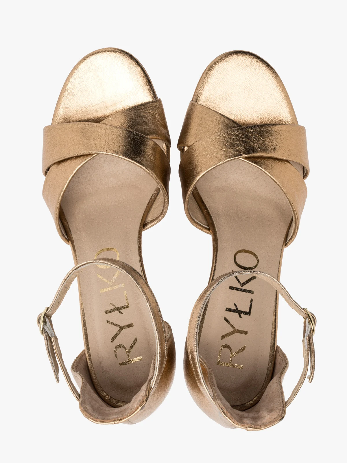 Złote sandały na obcasie