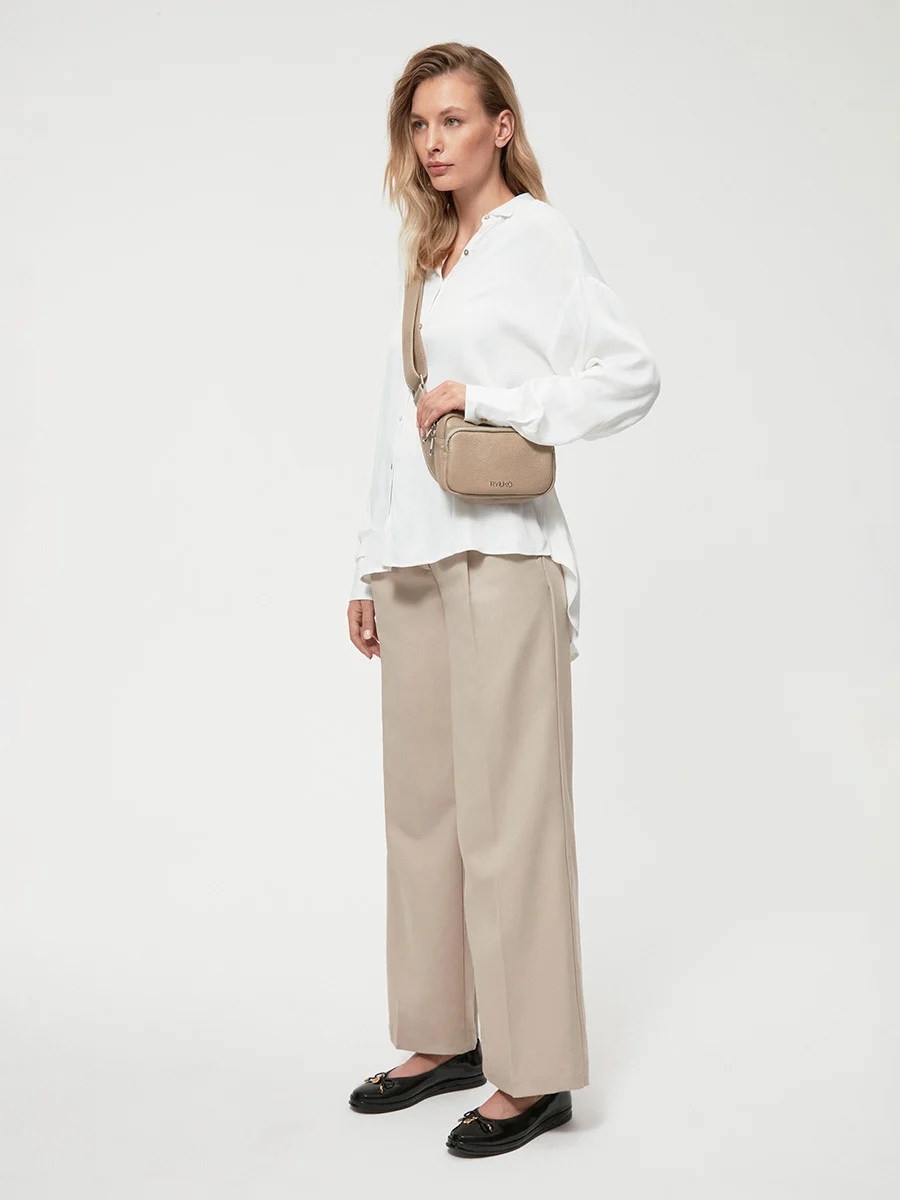 Lakierowane baleriny z kokardą