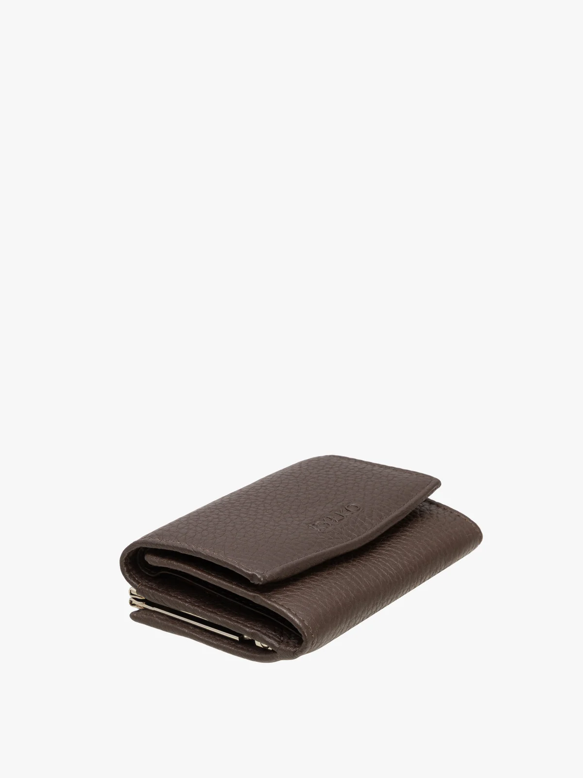 Ciemnobrązowy portfel damski z ozdobnym zapięciem