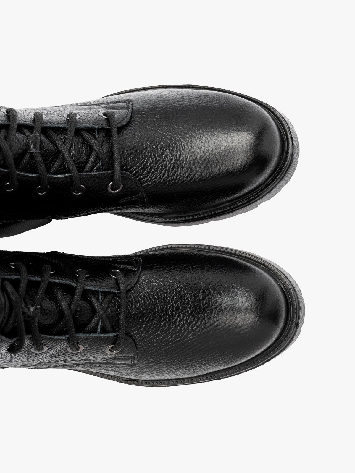 Czarne, wysokie trzewiki damskie