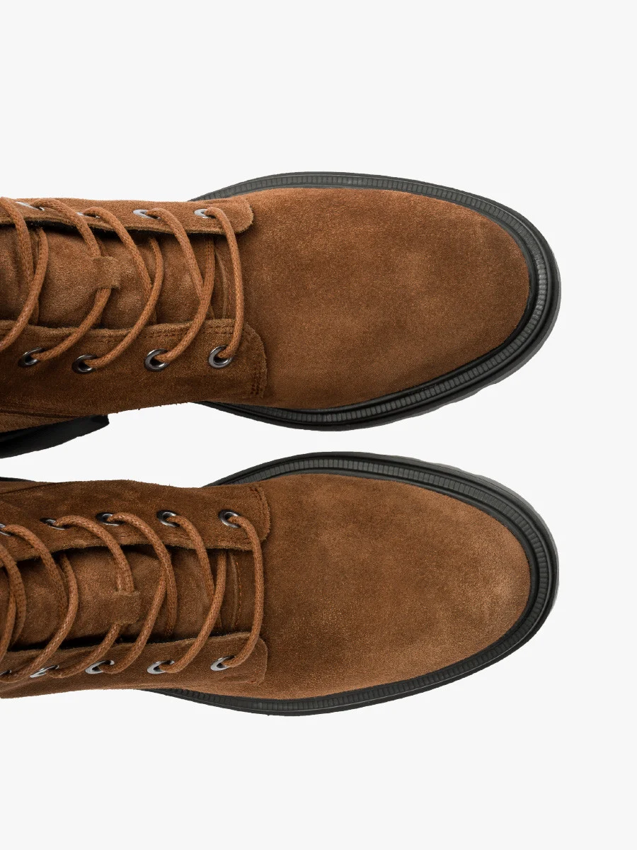 Rude trzewiki damskie na lekkiej podeszwie