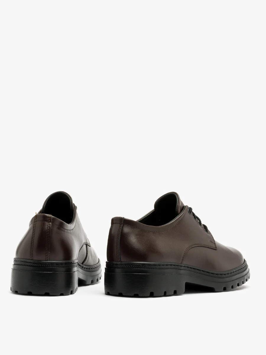 Ciemnobrązowe półbuty męskie na lekkiej podeszwie