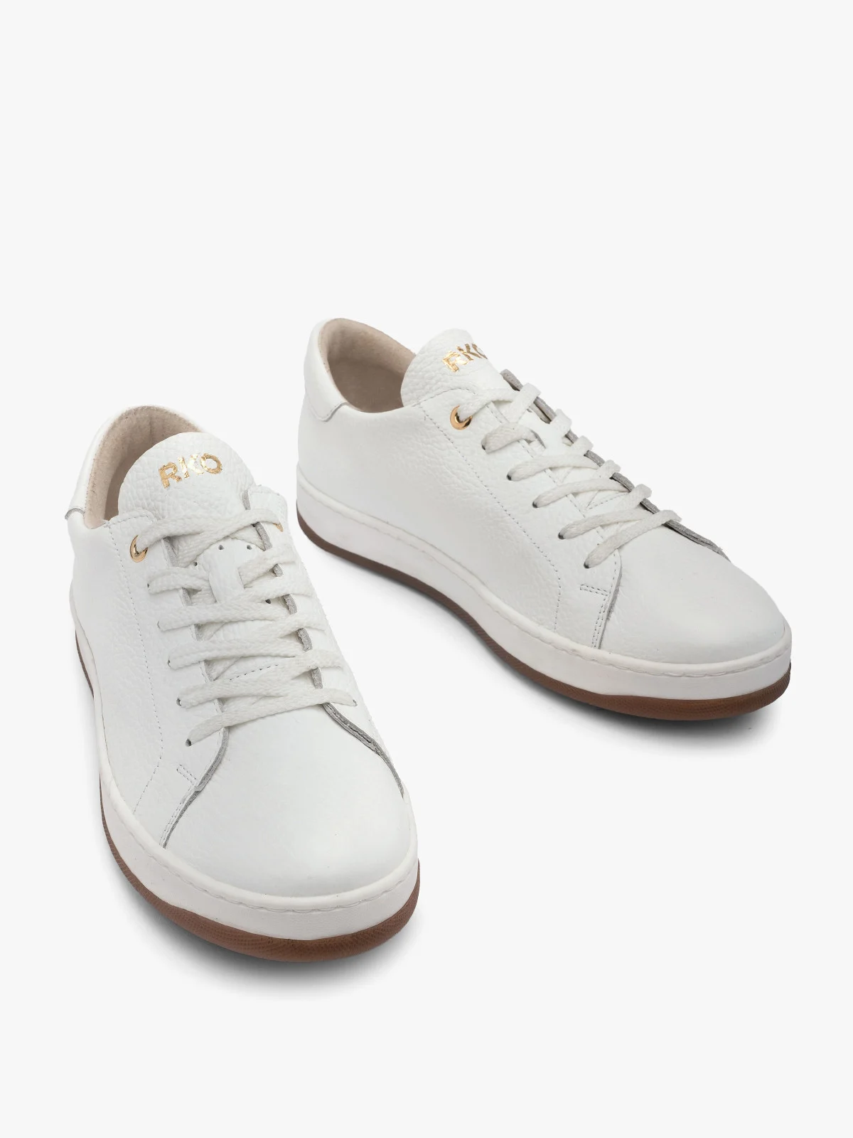 Białe półbuty sportowe na dwukolorowym spodzie