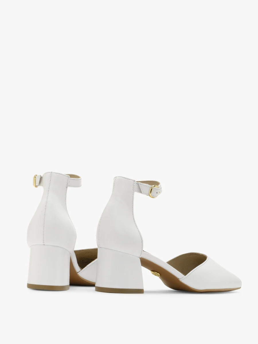 Czółenka na klocku