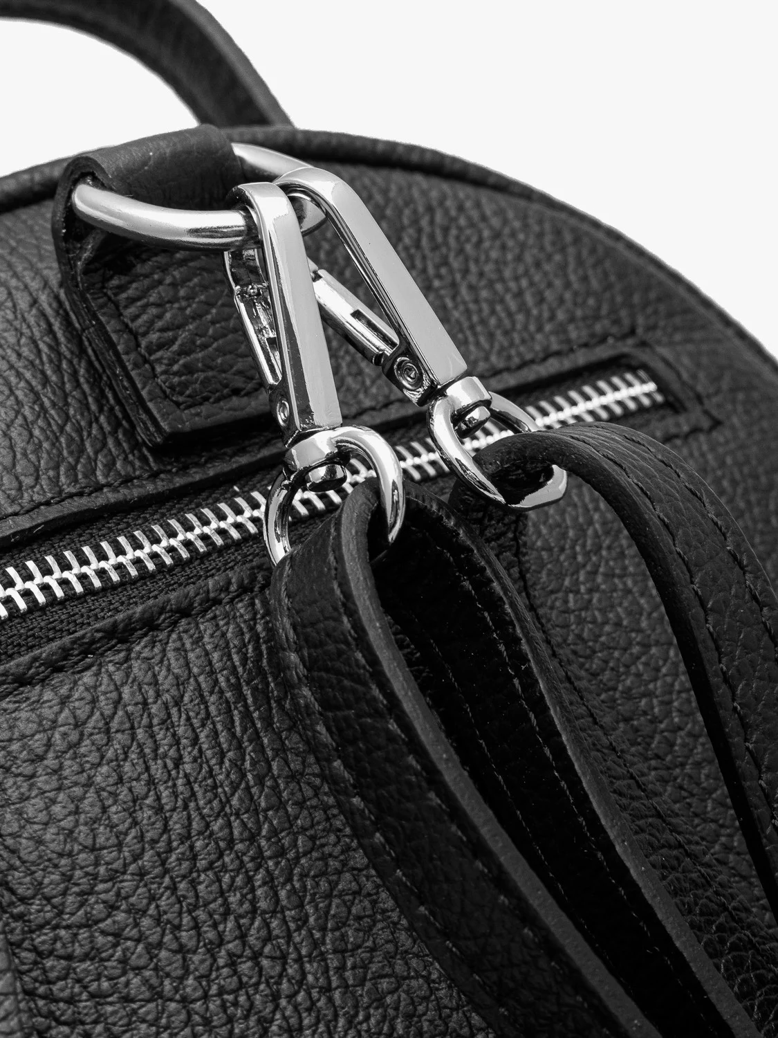 Czarny plecak damski