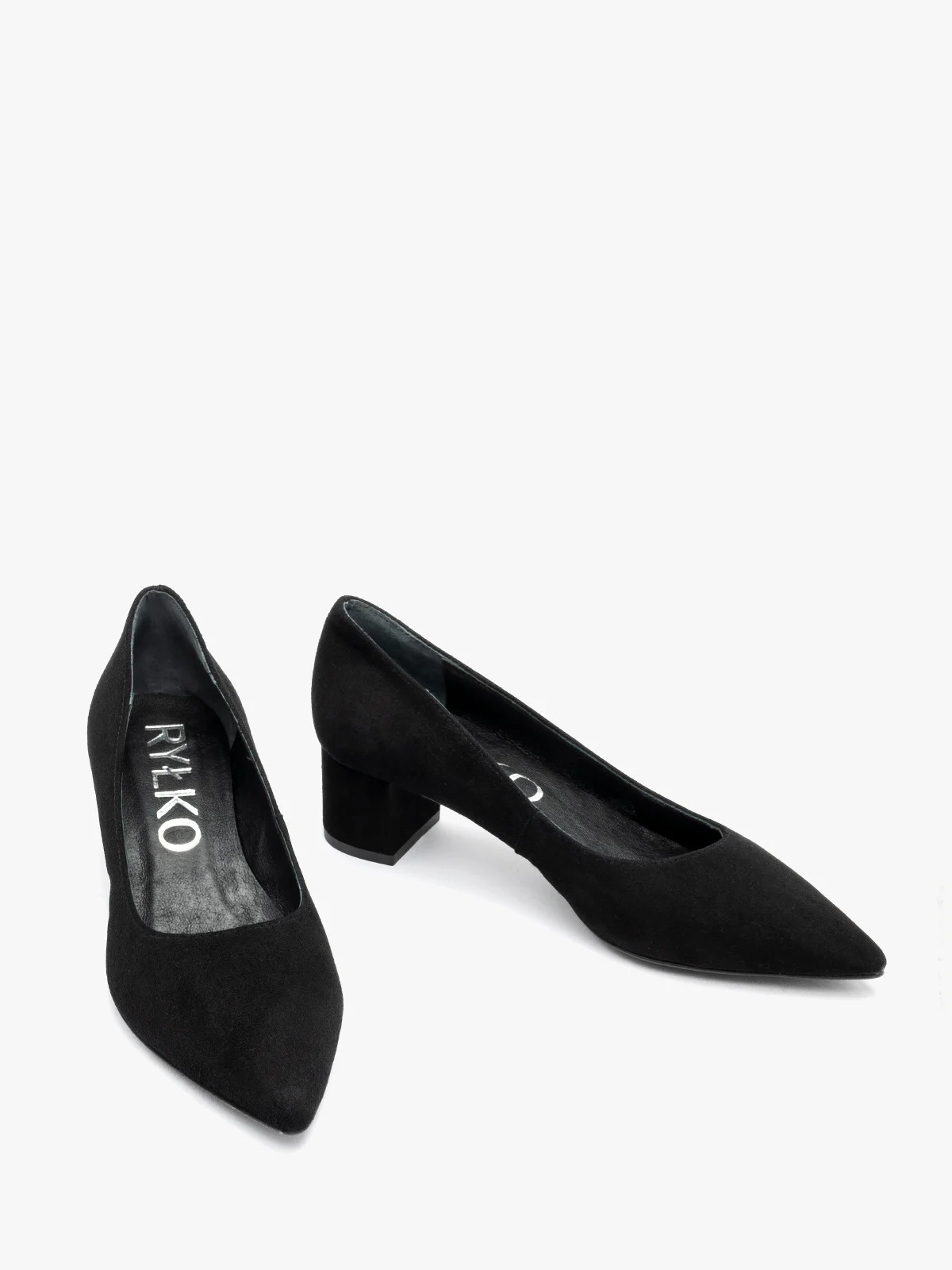 Czarne welurowe czółenka na słupku