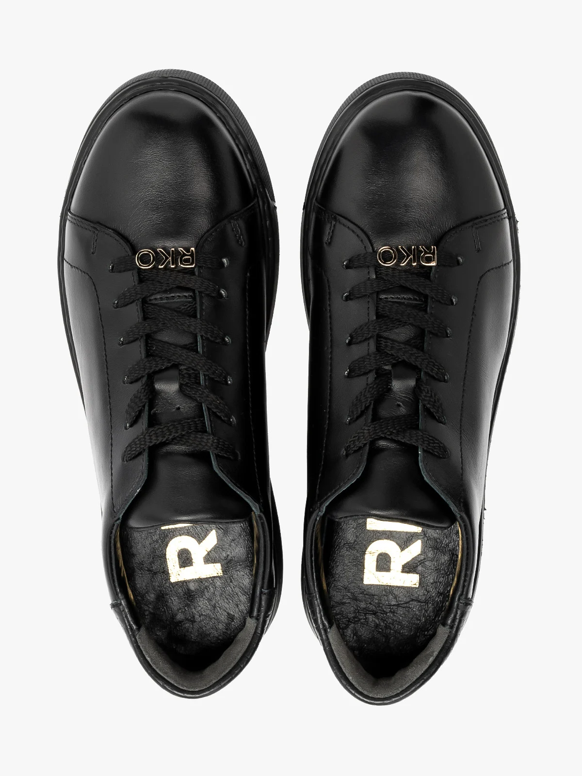 Czarne sportowe półbuty na lekkim spodzie