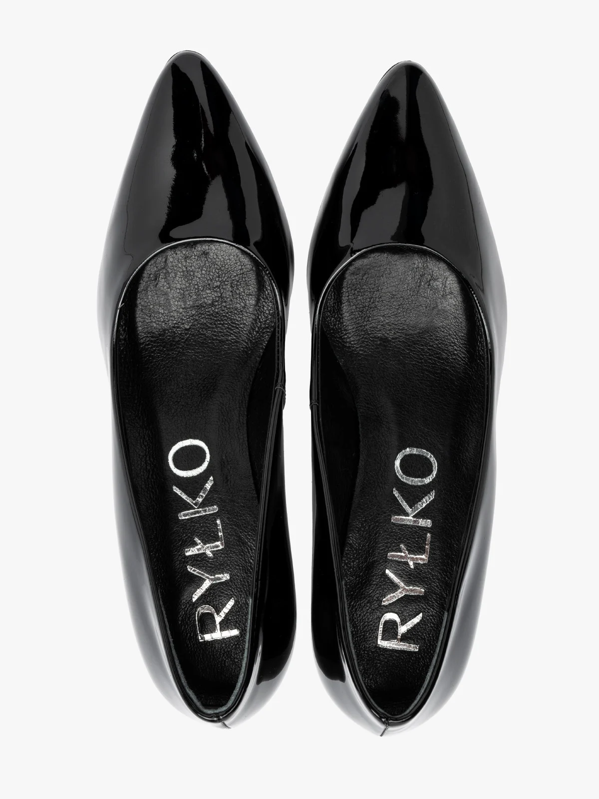 Czarne, lakierowane czółenka na szpilce