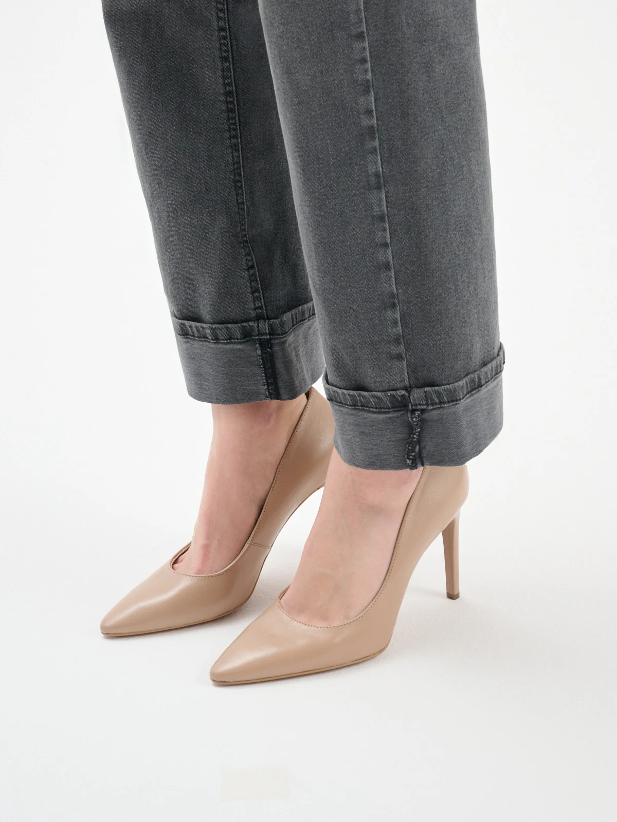 Beżowe czółenka na wysokim obcasie