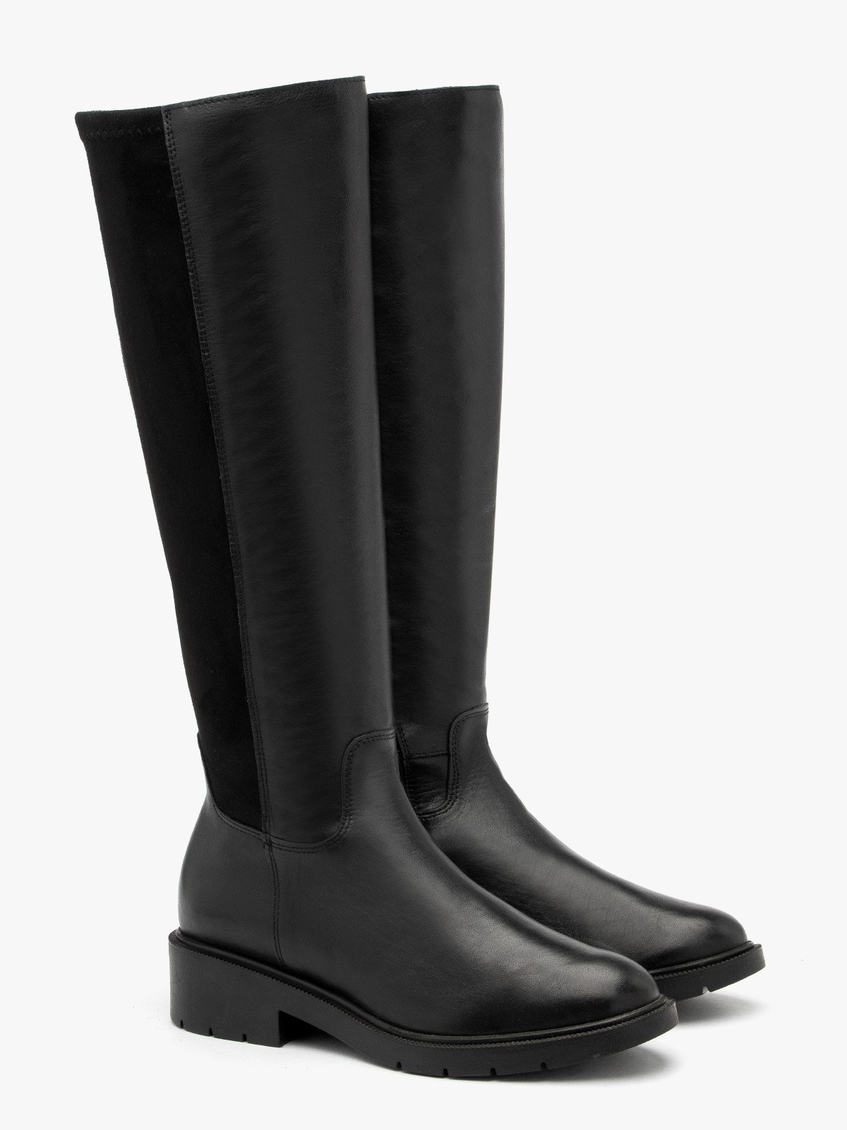 Czarne kozaki z elastyczną szeroką cholewką