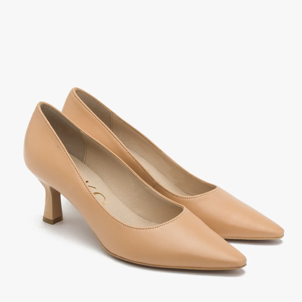 Beżowe czółenka na szpilce typu kaczuszka