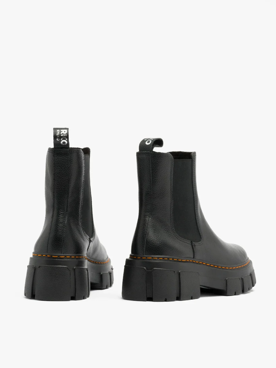 Czarne sztybety damskie na lekkiej podeszwie