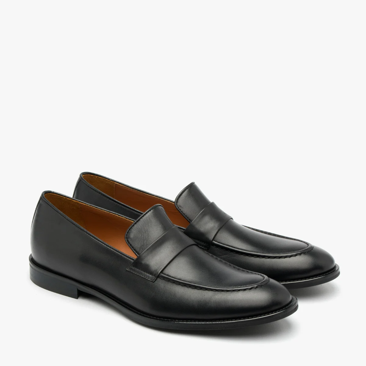 Czarne, eleganckie mokasyny