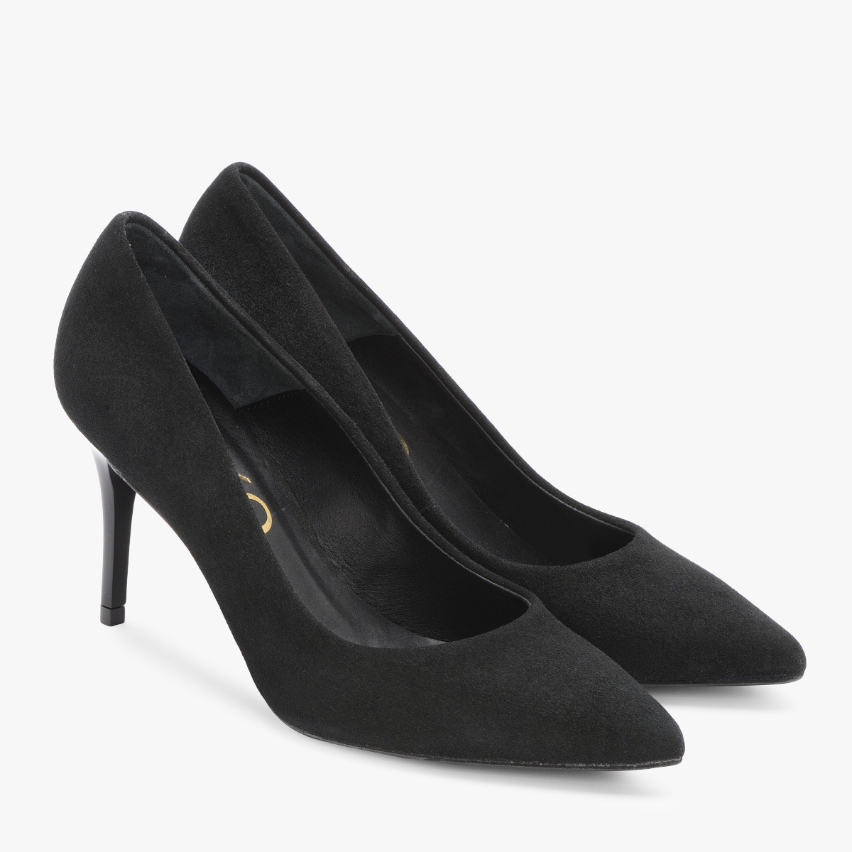 Czarne czółenka na szpilce