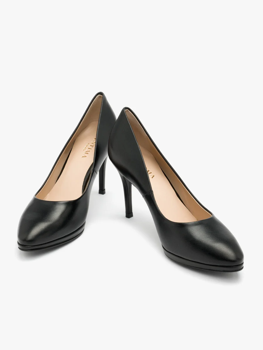 Czarne czółenka na oblekanej szpilce