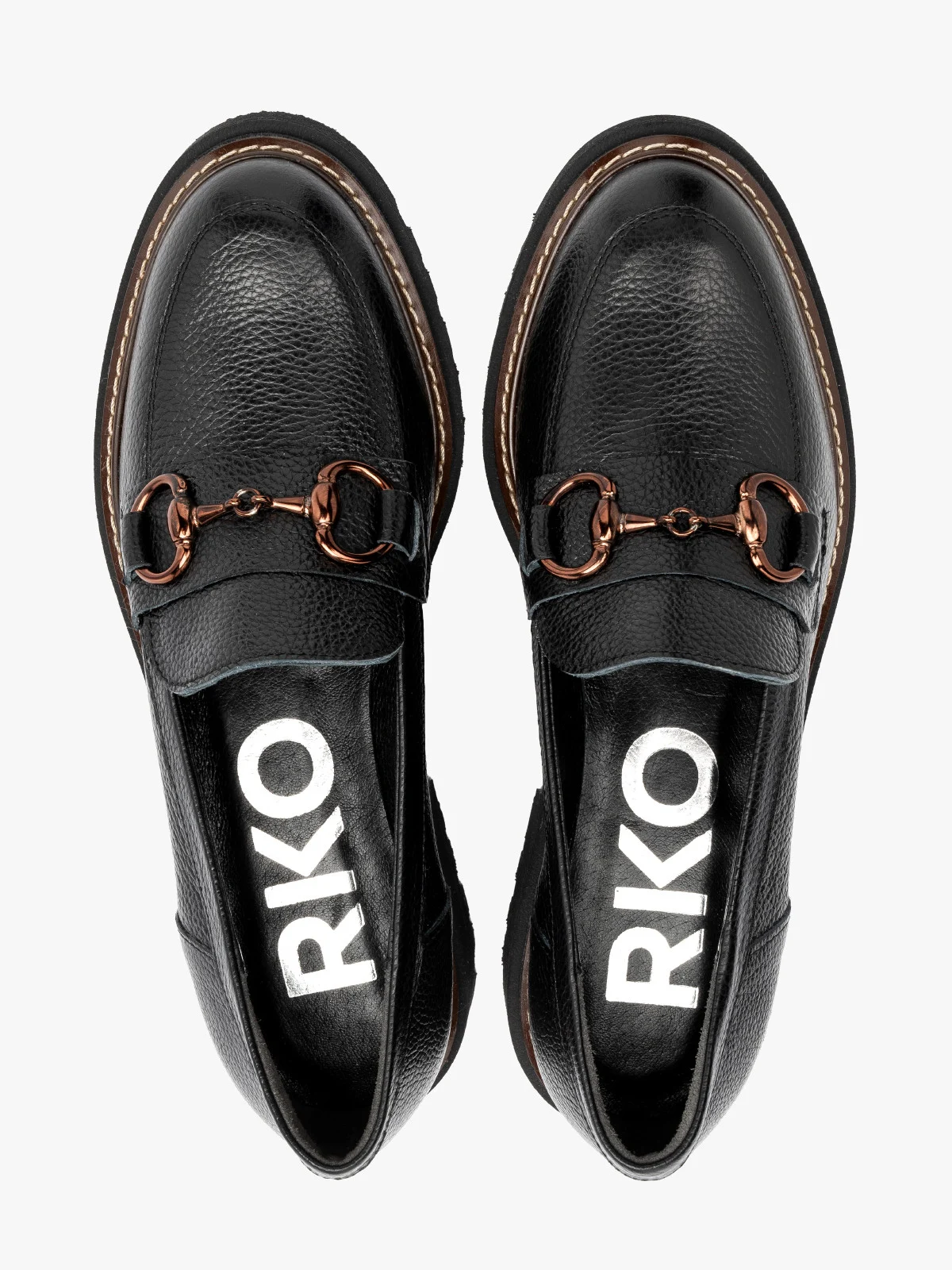 Mokasyny damskie w kolorze  czarnym z ozdobą