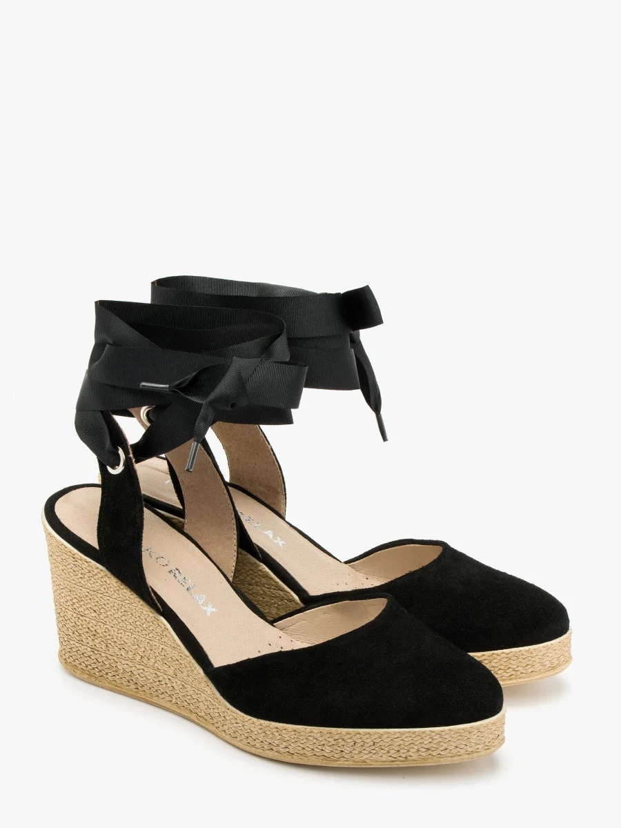 Dwuczęściowe czółenka z wiązaniem wokół kostki