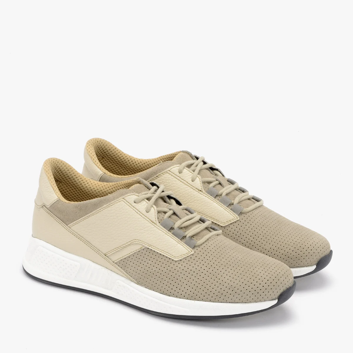 Beżowe, sportowe półbuty męskie