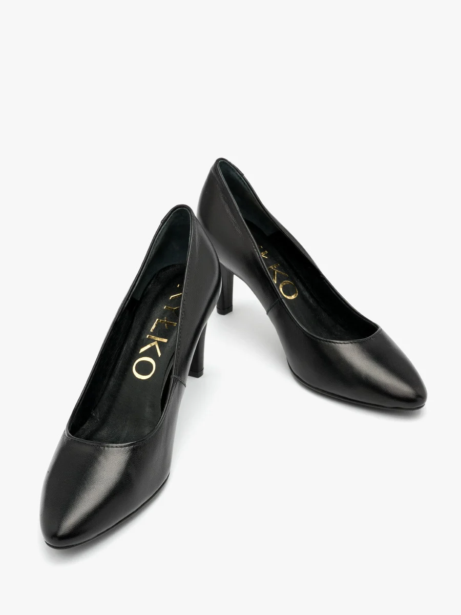 Czółenka na szpilce