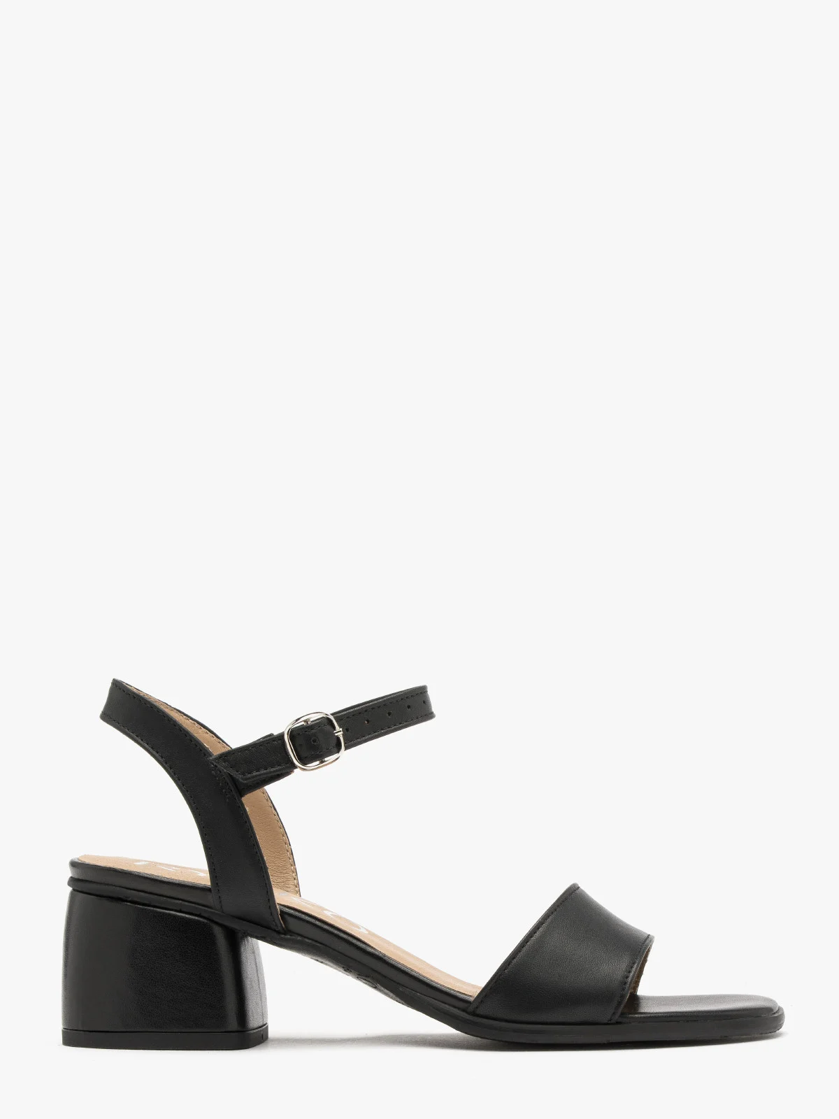 Czarne sandały na niskim obcasie