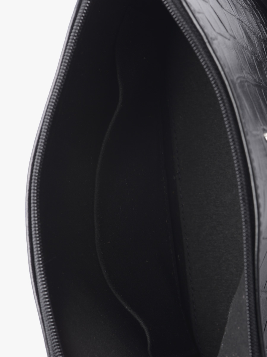 Czarna torebka z frędzlem