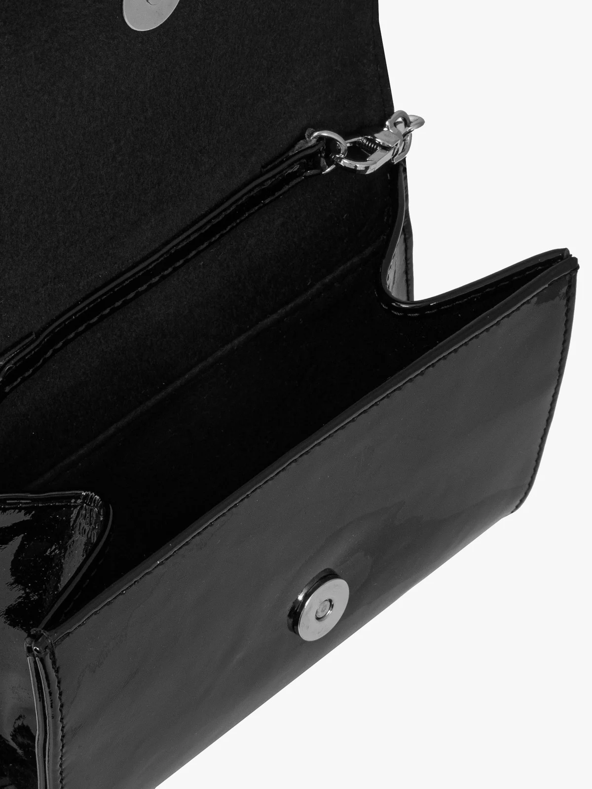 Czarna, lakierowana torebka