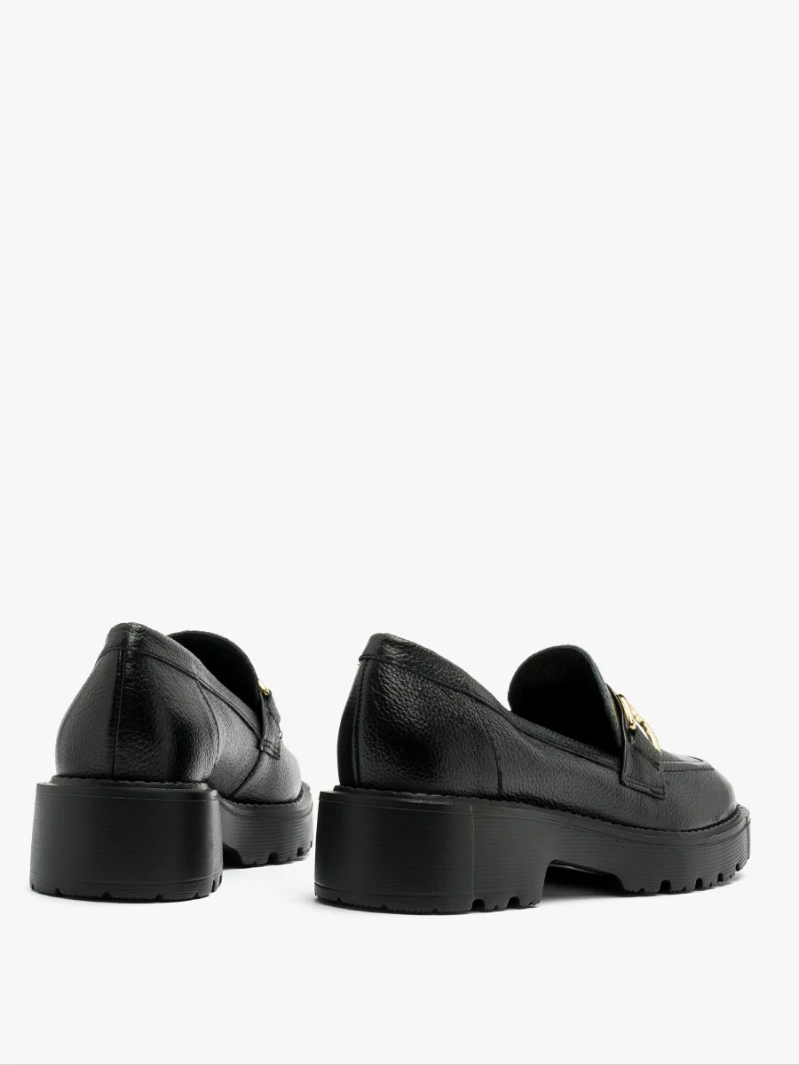 CZARNE MOKASYNY ZE ZŁOTĄ OZDOBĄ