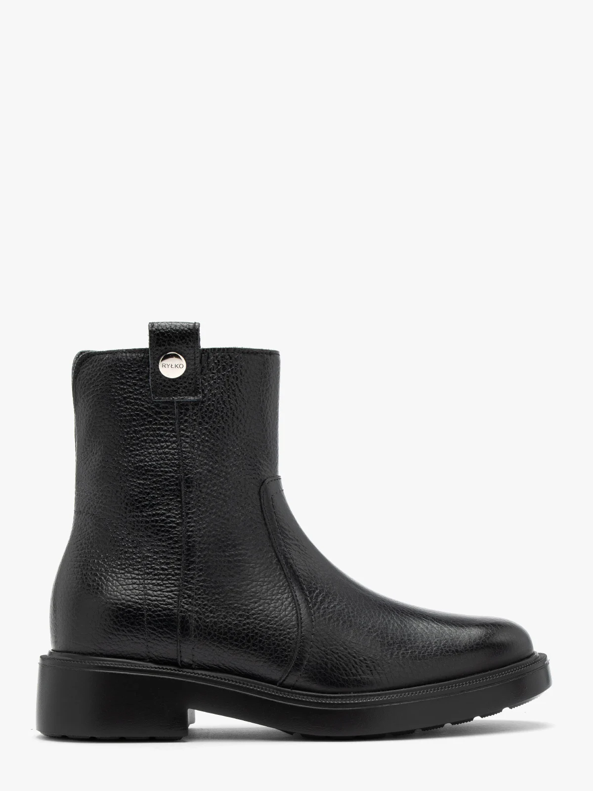 Czarne botki damskie na płaskiej podeszwie