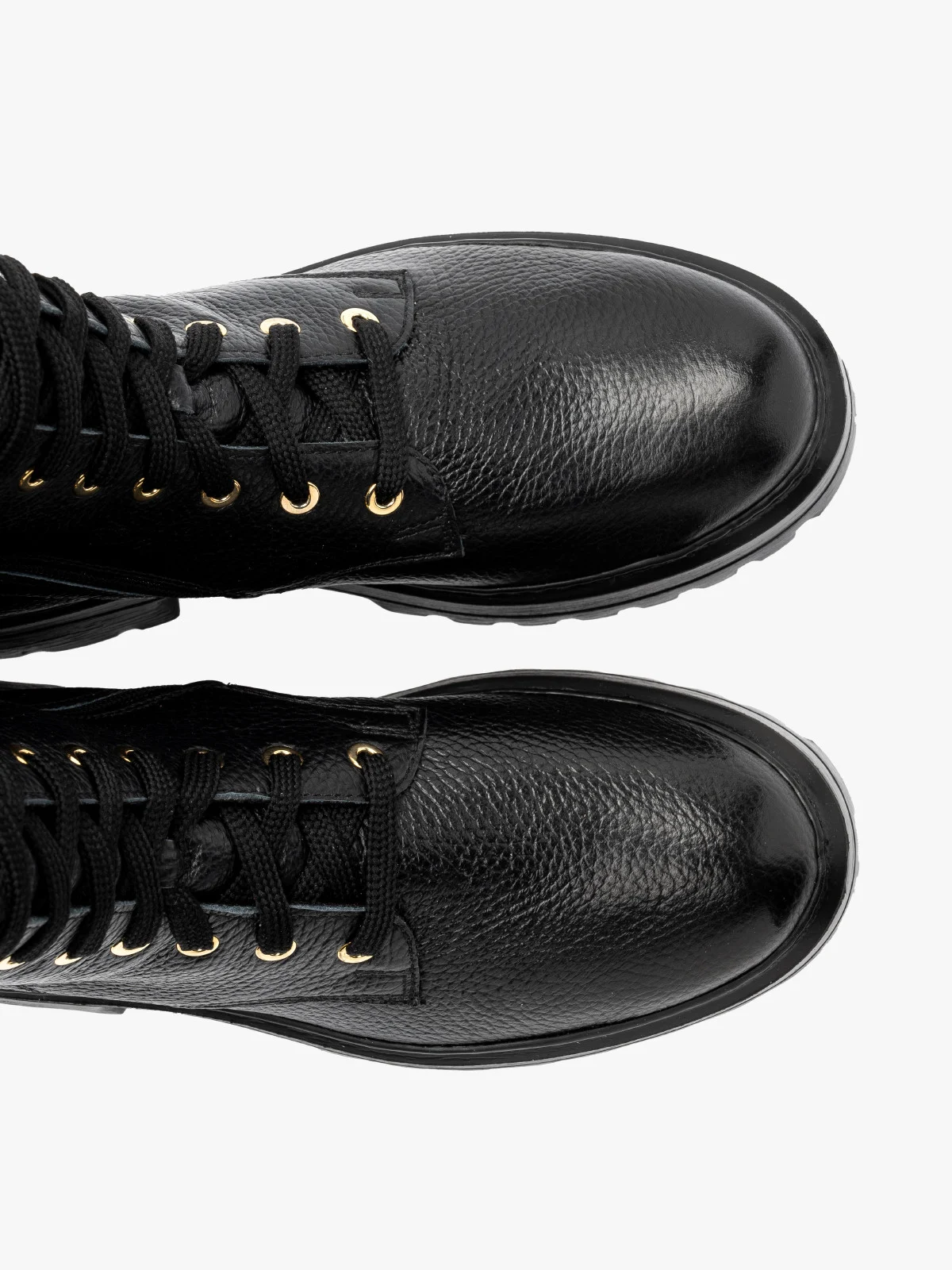 Czarne trzewiki damskie na masywnym spodzie