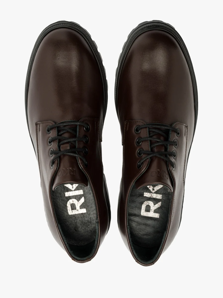 Ciemnobrązowe półbuty męskie na lekkiej podeszwie