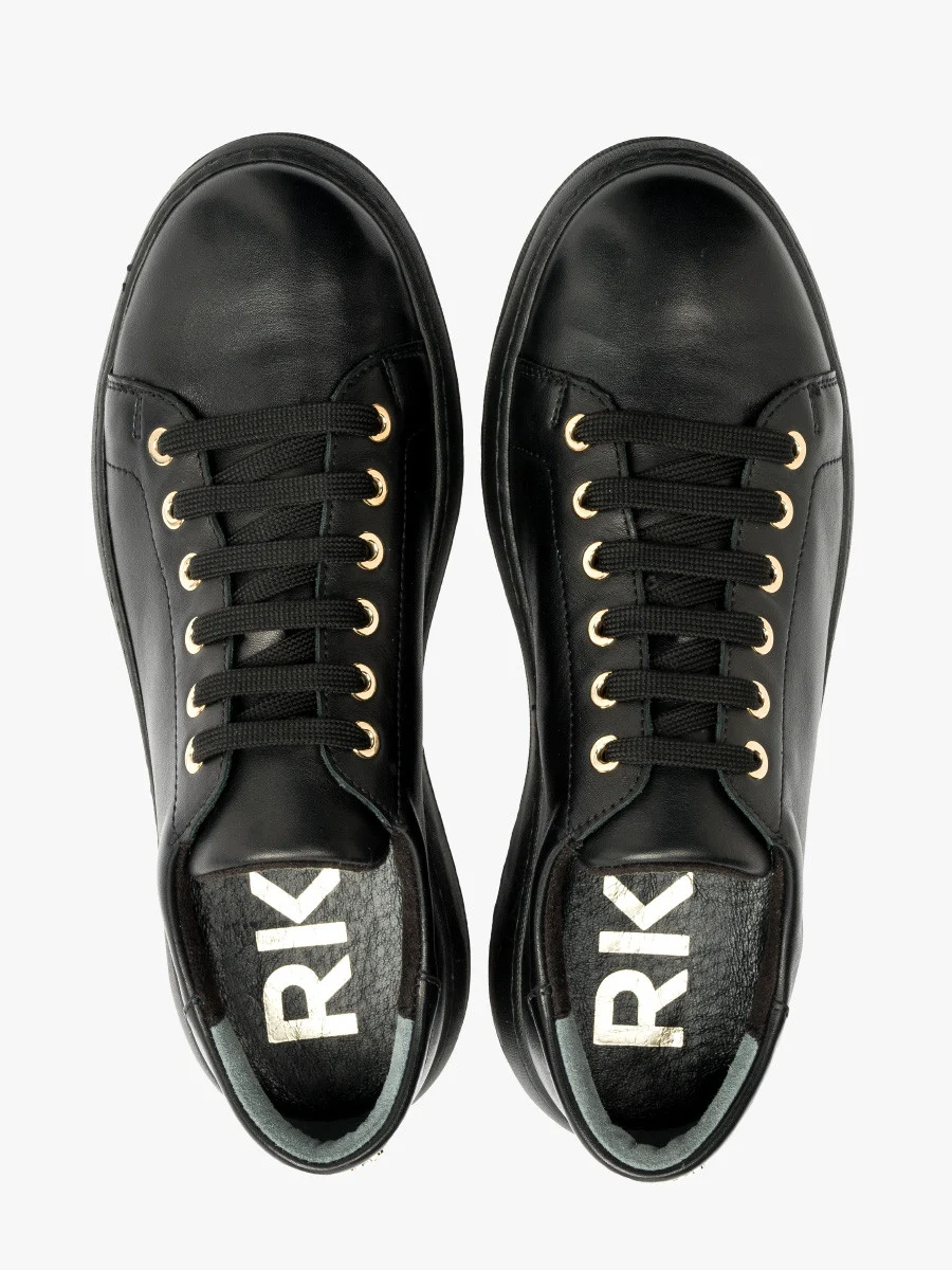 CZARNE PÓŁBUTY SPORTOWE