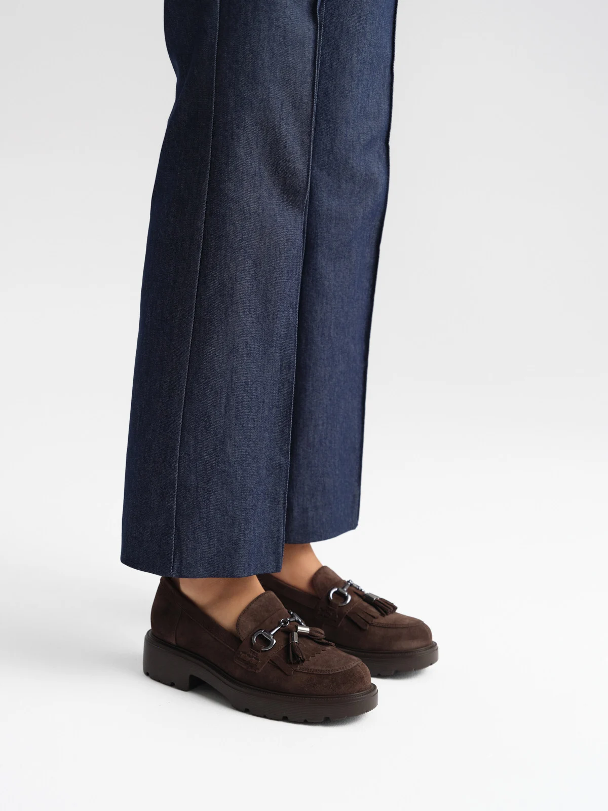 Brązowe mokasyny z frędzlami